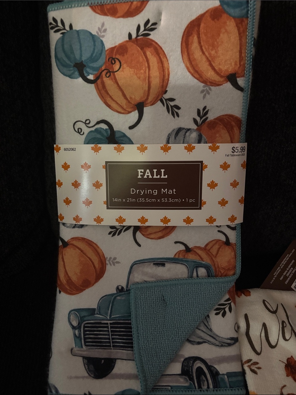 Fall drying mat with matching kitchen towels - Picture 3 of 5